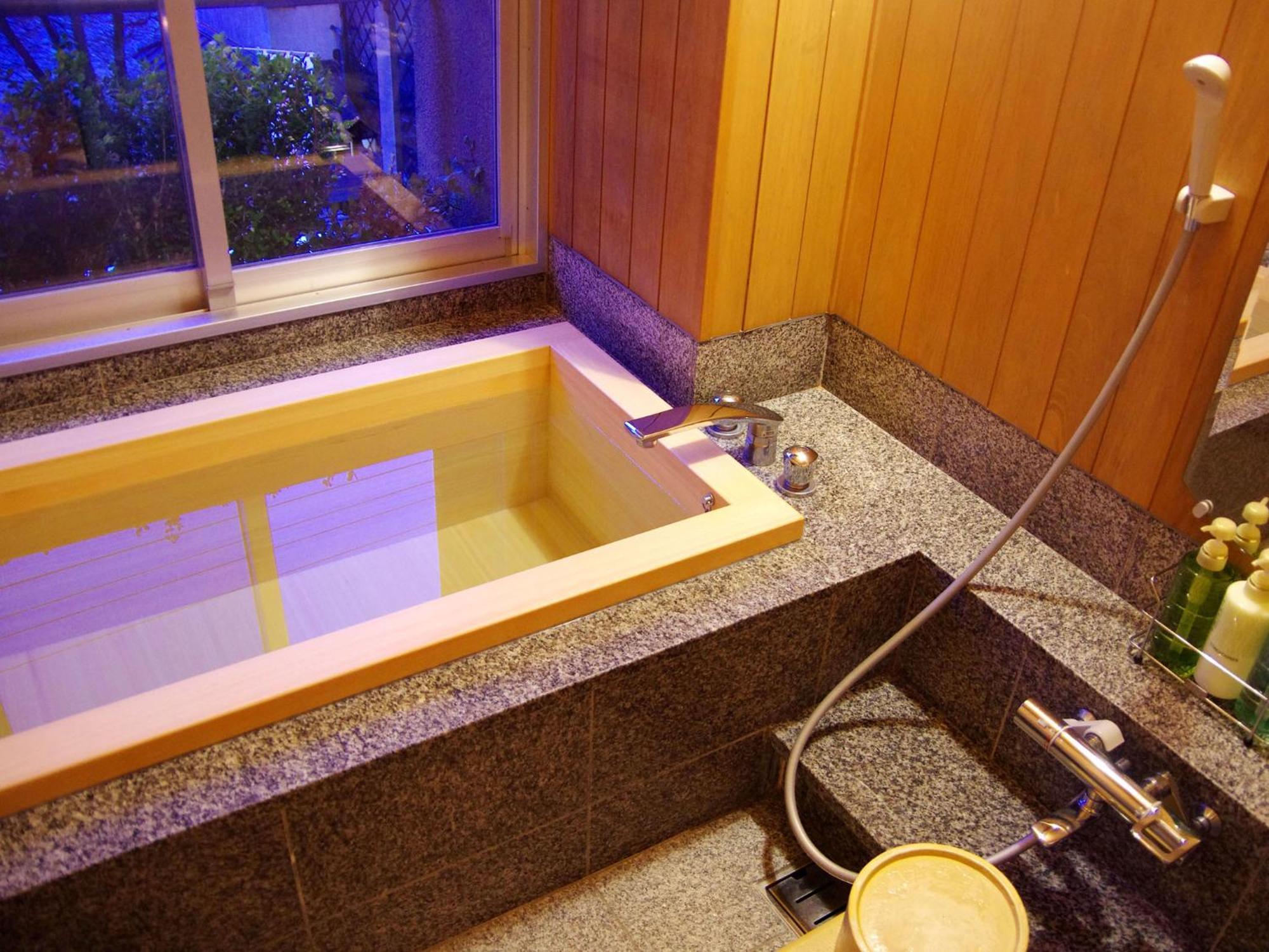 Gero Onsen Yukyunohana Стая снимка