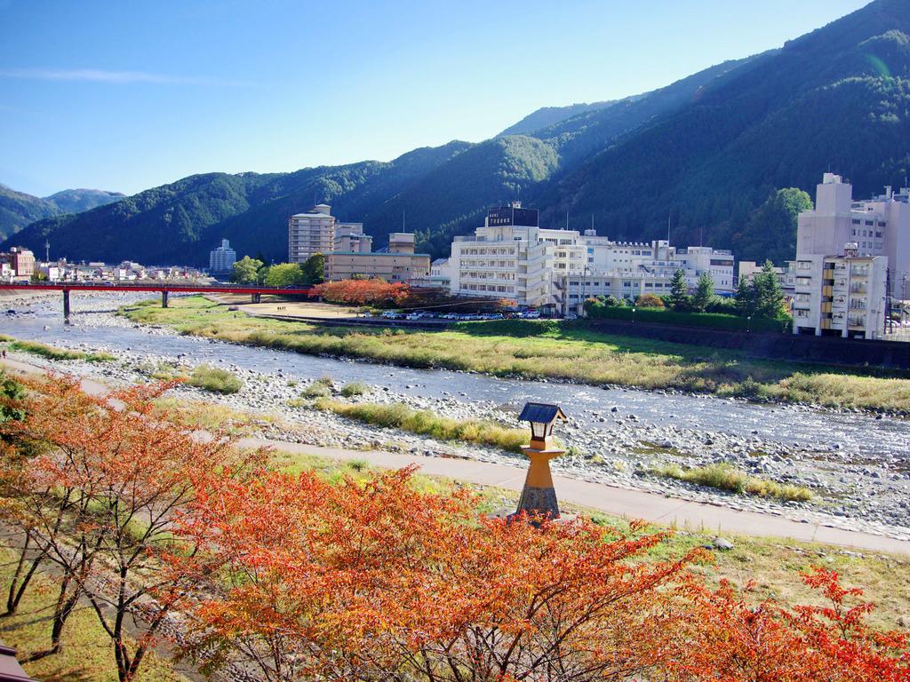 Gero Onsen Yukyunohana Екстериор снимка