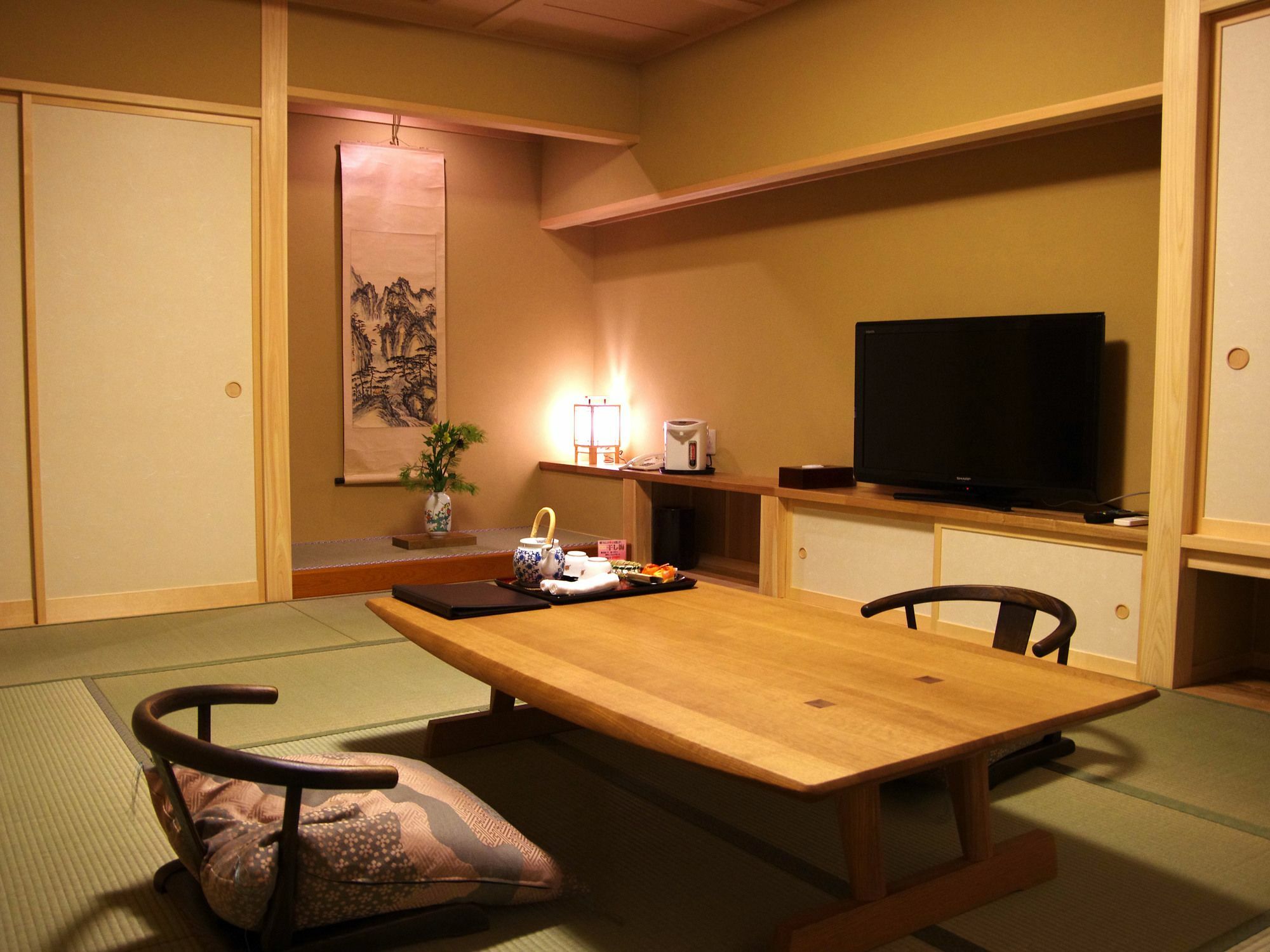 Gero Onsen Yukyunohana Екстериор снимка