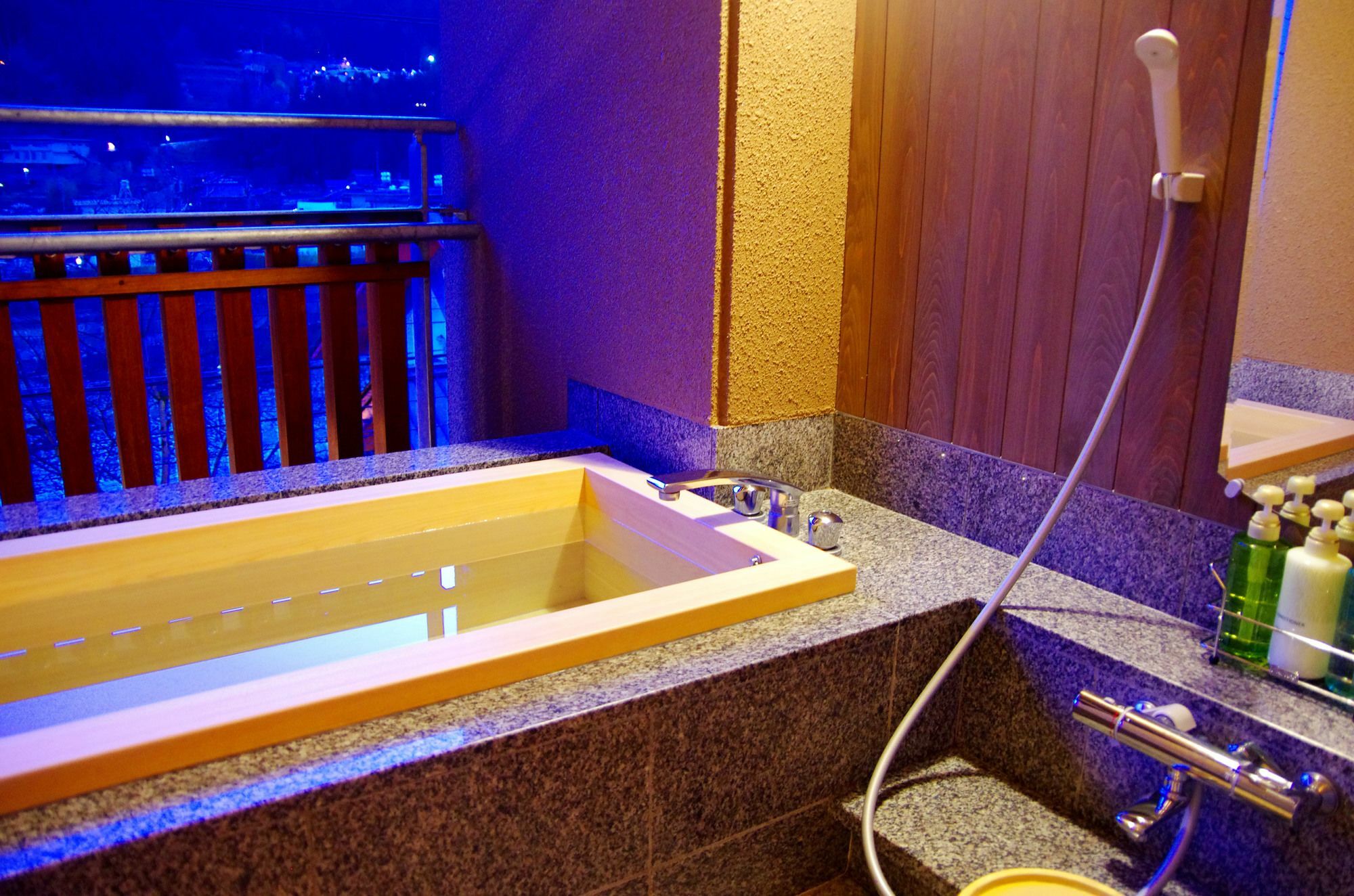 Gero Onsen Yukyunohana Екстериор снимка